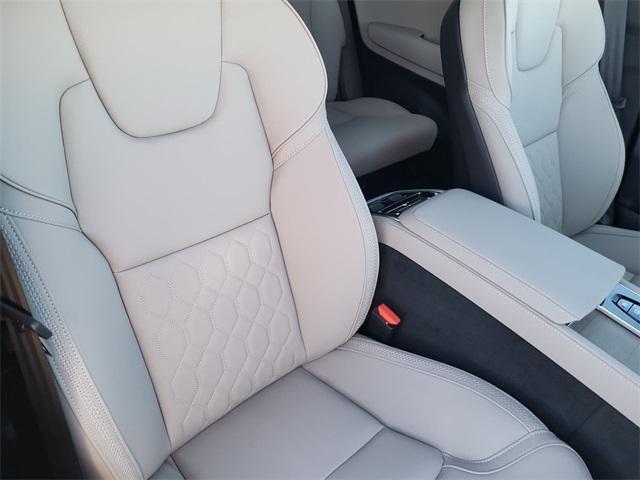 new 2025 Volvo EX90 car, priced at $86,349