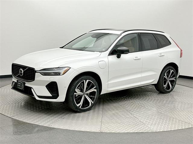 used 2025 Volvo XC60 Plug-In Hybrid car, priced at $53,559