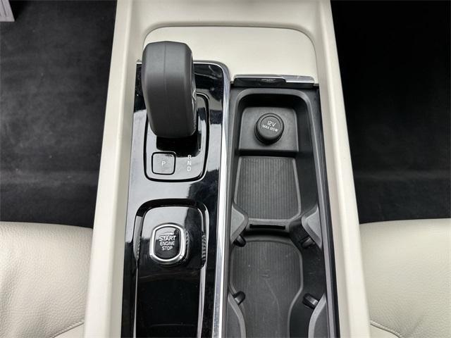 new 2025 Volvo XC60 car, priced at $39,489