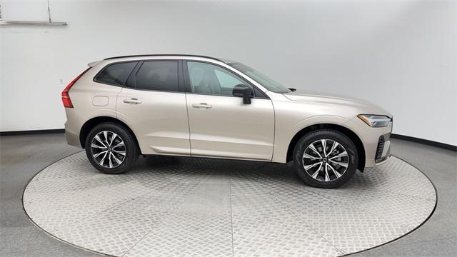 new 2025 Volvo XC60 car, priced at $39,489