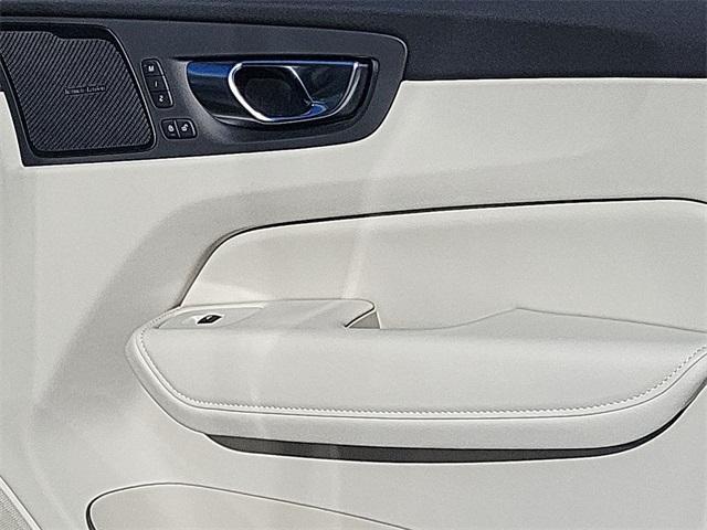 new 2026 Volvo XC60 Plug-In Hybrid car, priced at $75,355