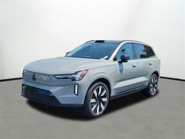 new 2025 Volvo EX90 car, priced at $84,749