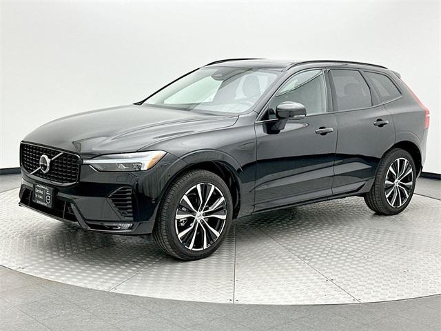 used 2025 Volvo XC60 car, priced at $32,559