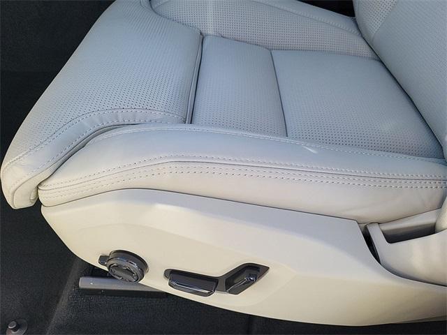 new 2026 Volvo XC60 Plug-In Hybrid car, priced at $75,235