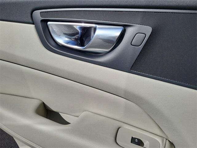 new 2026 Volvo XC60 Plug-In Hybrid car, priced at $75,235