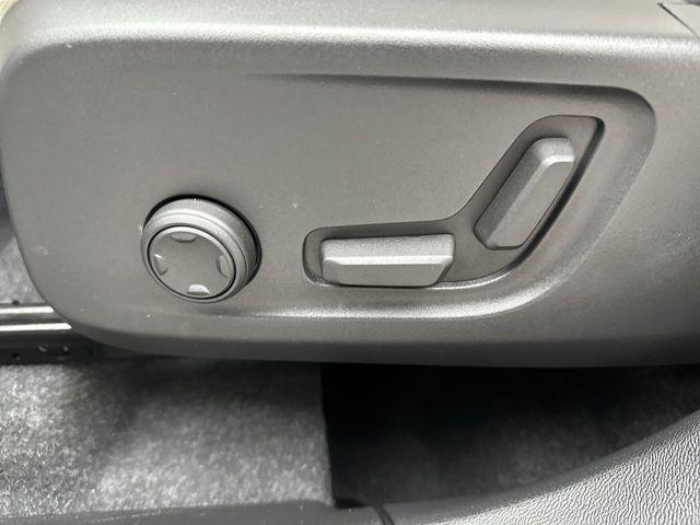 used 2023 Volvo XC40 car, priced at $37,059