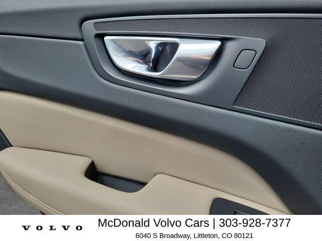 new 2026 Volvo XC60 Plug-In Hybrid car, priced at $69,039