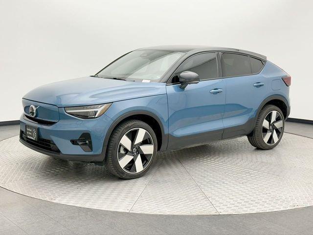 used 2022 Volvo C40 Recharge Pure Electric car, priced at $24,059