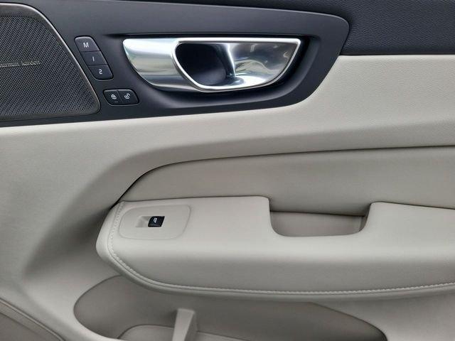 new 2026 Volvo XC60 car, priced at $62,854