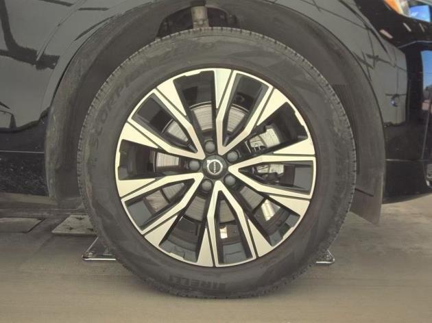 used 2025 Volvo XC60 car, priced at $37,559