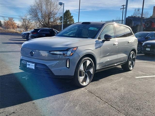 new 2025 Volvo EX90 car, priced at $86,899