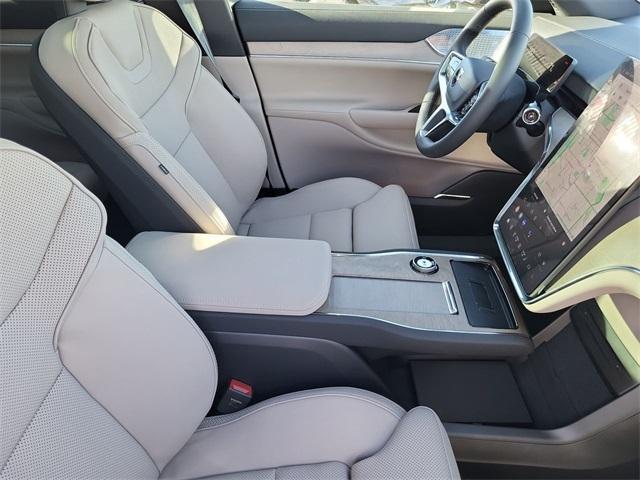 new 2025 Volvo EX90 car, priced at $86,899