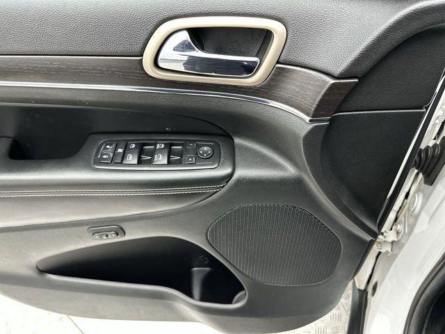 used 2014 Jeep Grand Cherokee car, priced at $12,359