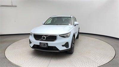 used 2025 Volvo XC40 car, priced at $36,062