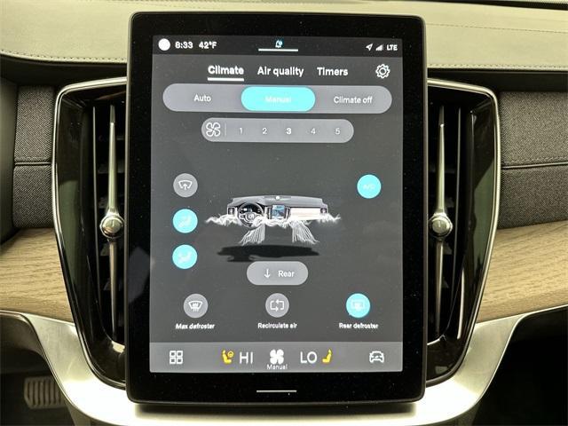 new 2025 Volvo XC90 car, priced at $65,311