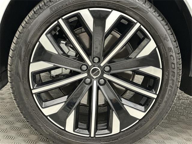 new 2025 Volvo XC90 car, priced at $65,311