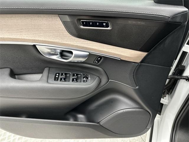 new 2025 Volvo XC90 car, priced at $65,311