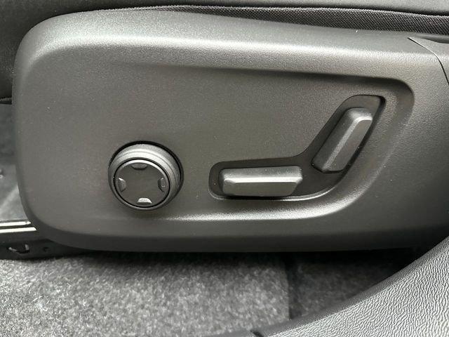 used 2024 Volvo C40 Recharge Pure Electric car, priced at $32,559