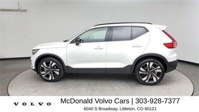 new 2025 Volvo XC40 car, priced at $38,187