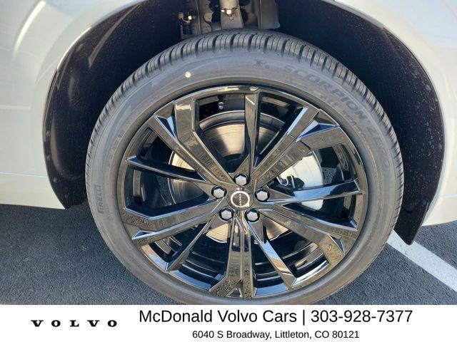 new 2026 Volvo XC60 Plug-In Hybrid car, priced at $76,260
