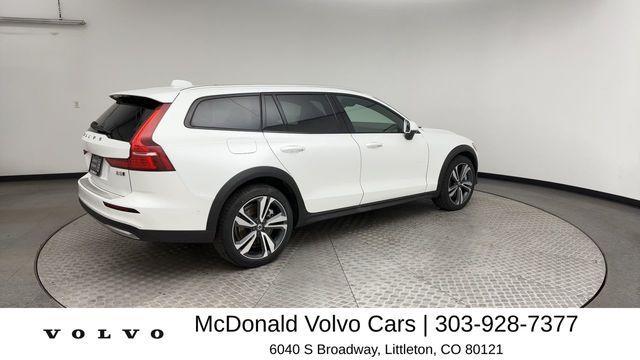 used 2025 Volvo V60 Cross Country car, priced at $39,559