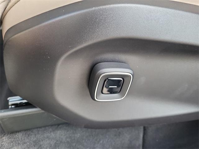 new 2025 Volvo EX90 car, priced at $86,943