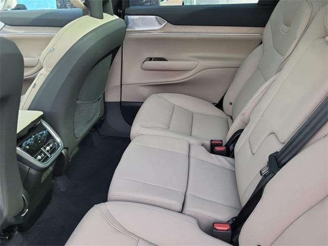 new 2025 Volvo EX90 car, priced at $86,943