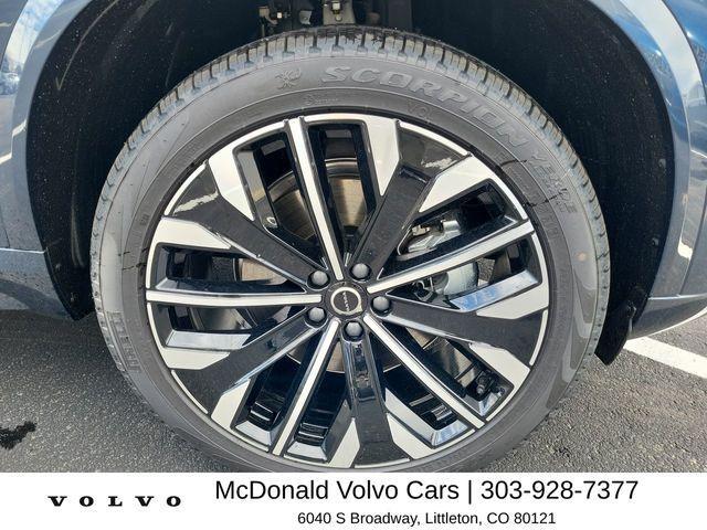 new 2026 Volvo XC90 car, priced at $71,905