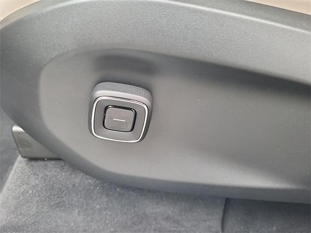 new 2025 Volvo EX90 car, priced at $80,509