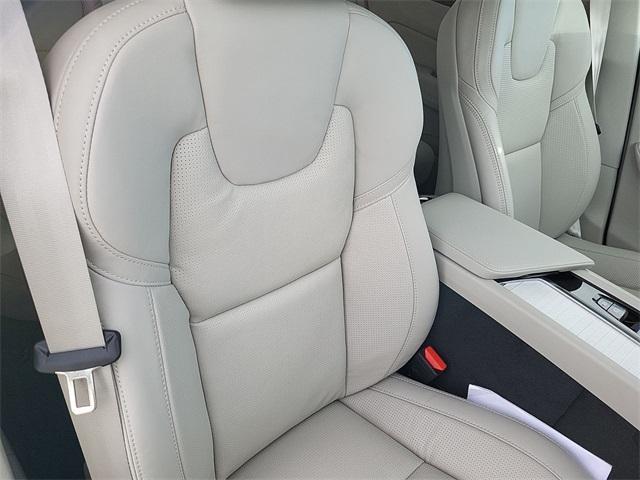 new 2026 Volvo XC60 car, priced at $63,935