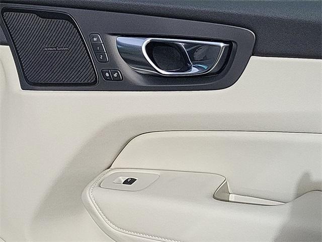 new 2026 Volvo XC60 car, priced at $63,935