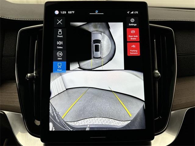 new 2025 Volvo XC90 car, priced at $65,311