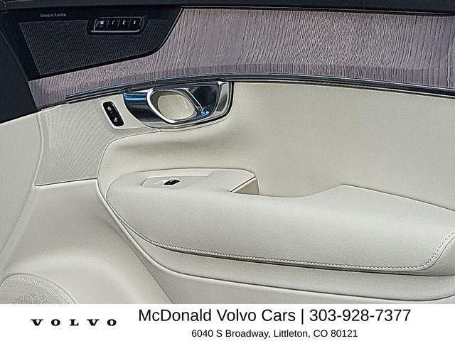 new 2026 Volvo XC90 car, priced at $75,270