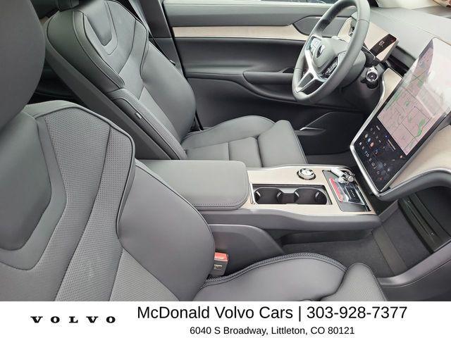 new 2025 Volvo EX90 car, priced at $84,231