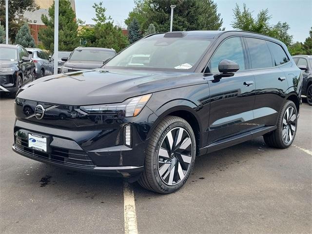 new 2025 Volvo EX90 car, priced at $89,795