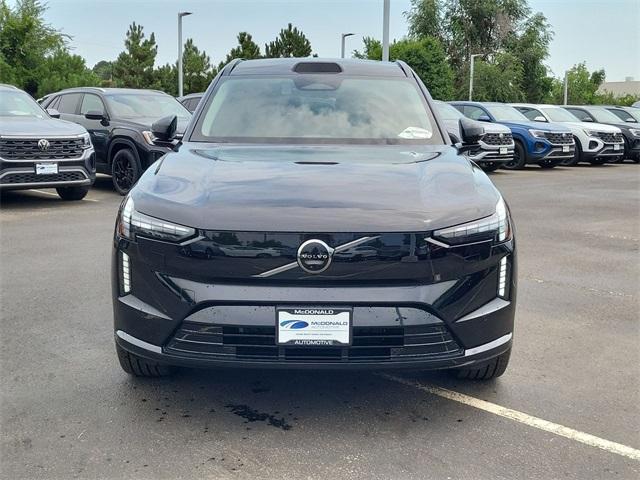 new 2025 Volvo EX90 car, priced at $89,795