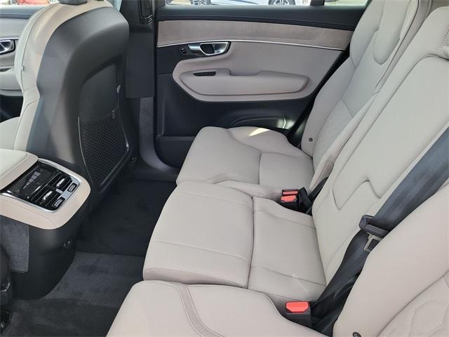 new 2026 Volvo XC90 car, priced at $71,825