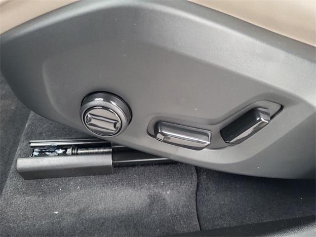 new 2026 Volvo XC60 Plug-In Hybrid car, priced at $69,285