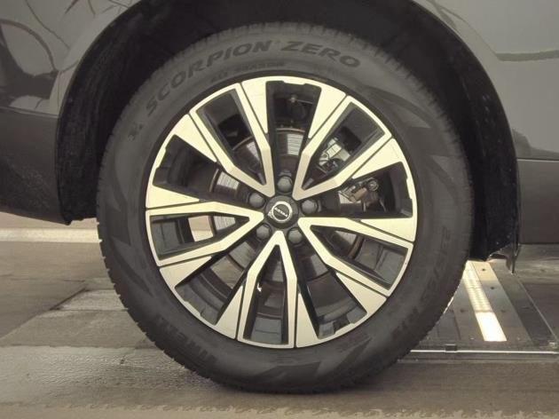 used 2025 Volvo XC60 car, priced at $35,759