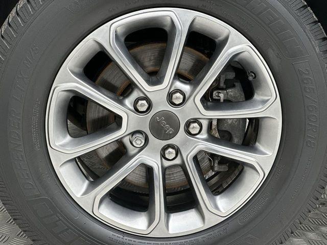 used 2015 Jeep Grand Cherokee car, priced at $10,989