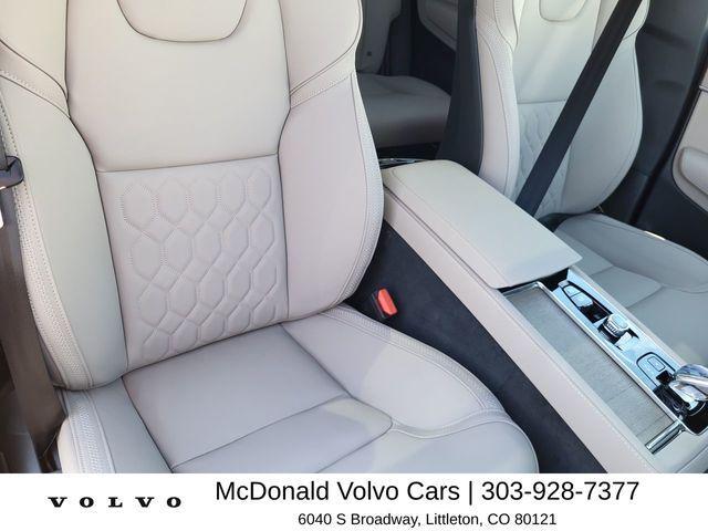 new 2026 Volvo XC90 car, priced at $75,479