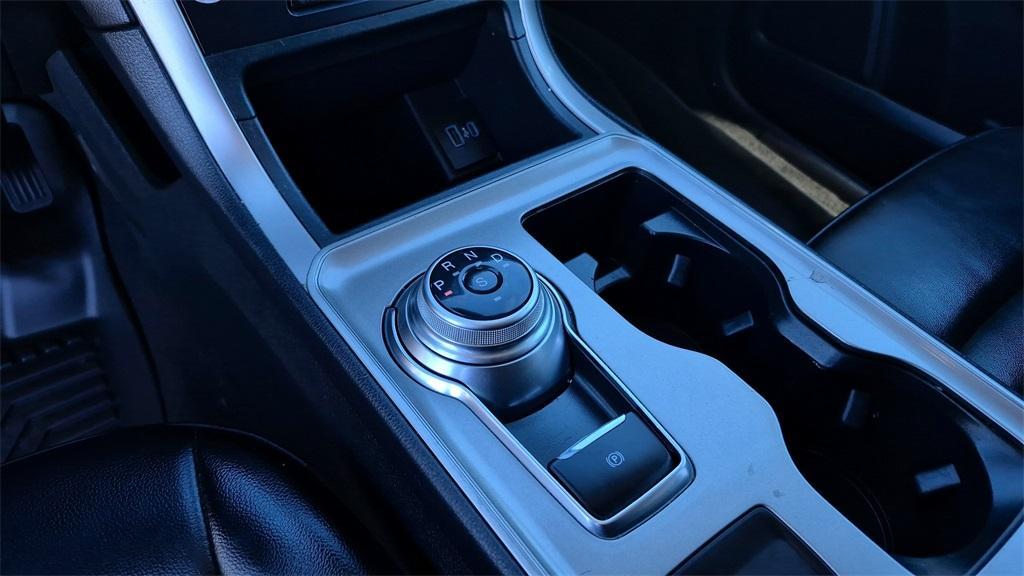 used 2024 Ford Edge car, priced at $19,992