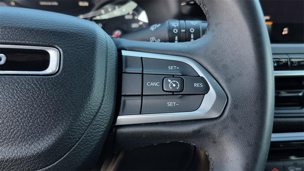 used 2022 Jeep Compass car, priced at $17,995