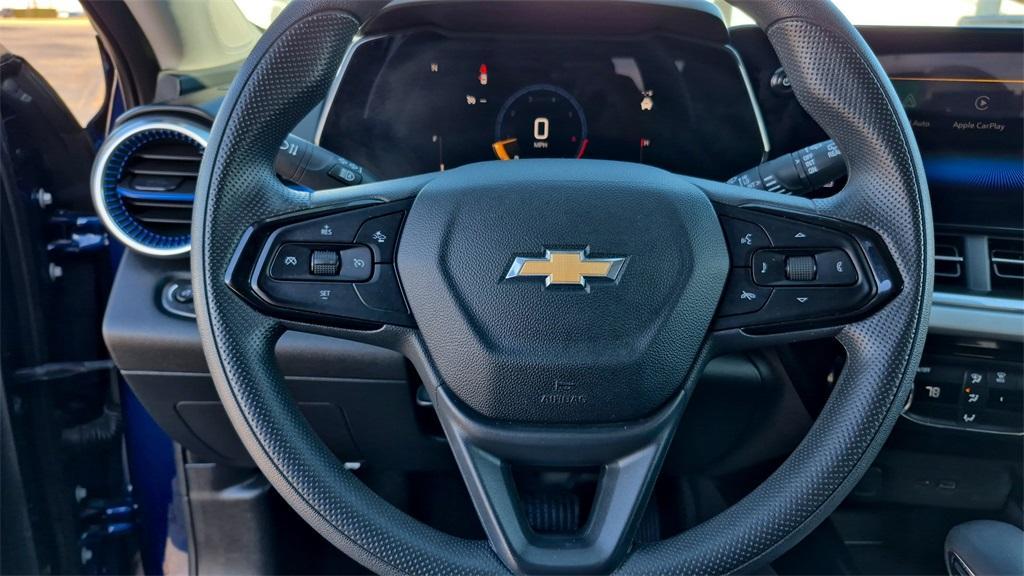 used 2024 Chevrolet Trax car, priced at $18,992