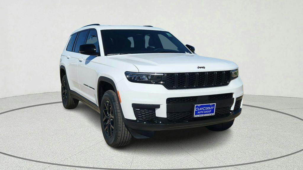 new 2025 Jeep Grand Cherokee L car, priced at $37,495