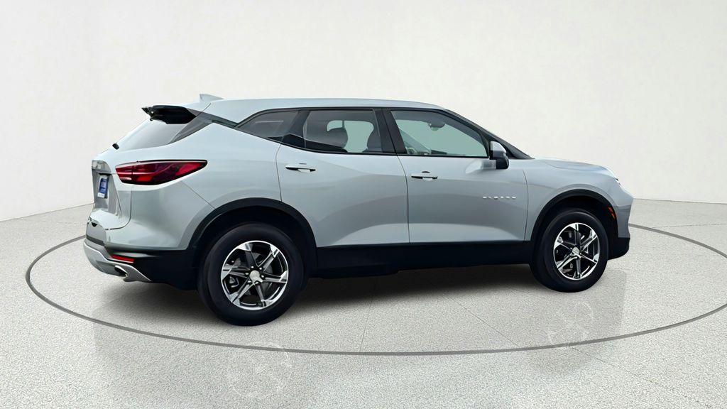 used 2025 Chevrolet Blazer car, priced at $25,224