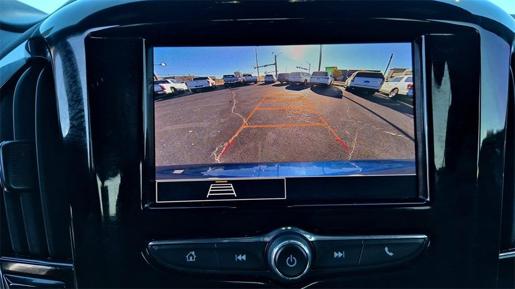 used 2023 Chevrolet Traverse car, priced at $25,999