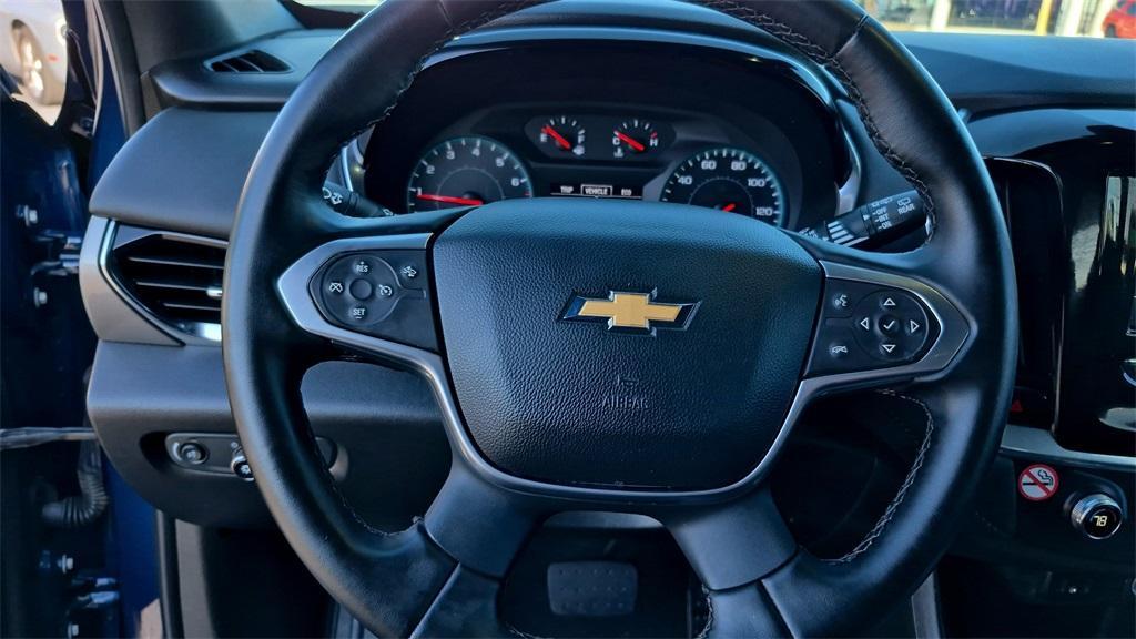 used 2023 Chevrolet Traverse car, priced at $25,999