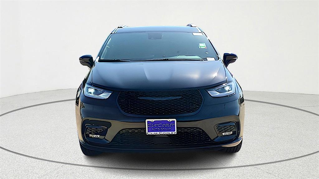 new 2026 Chrysler Pacifica car, priced at $41,882