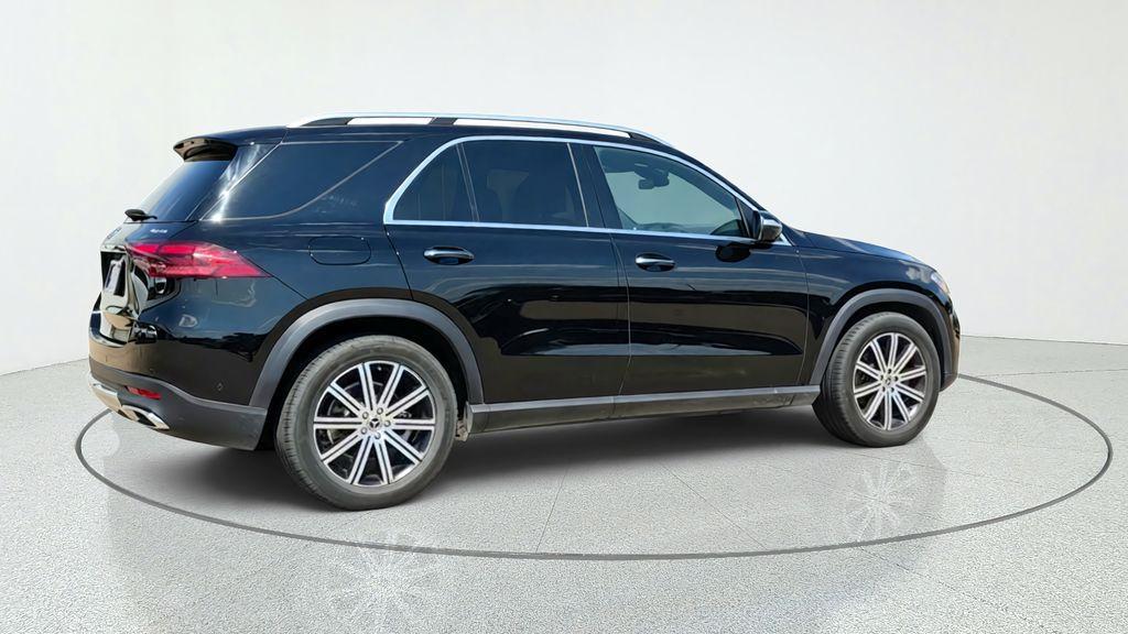 Mercedes-Benz GLE view 8